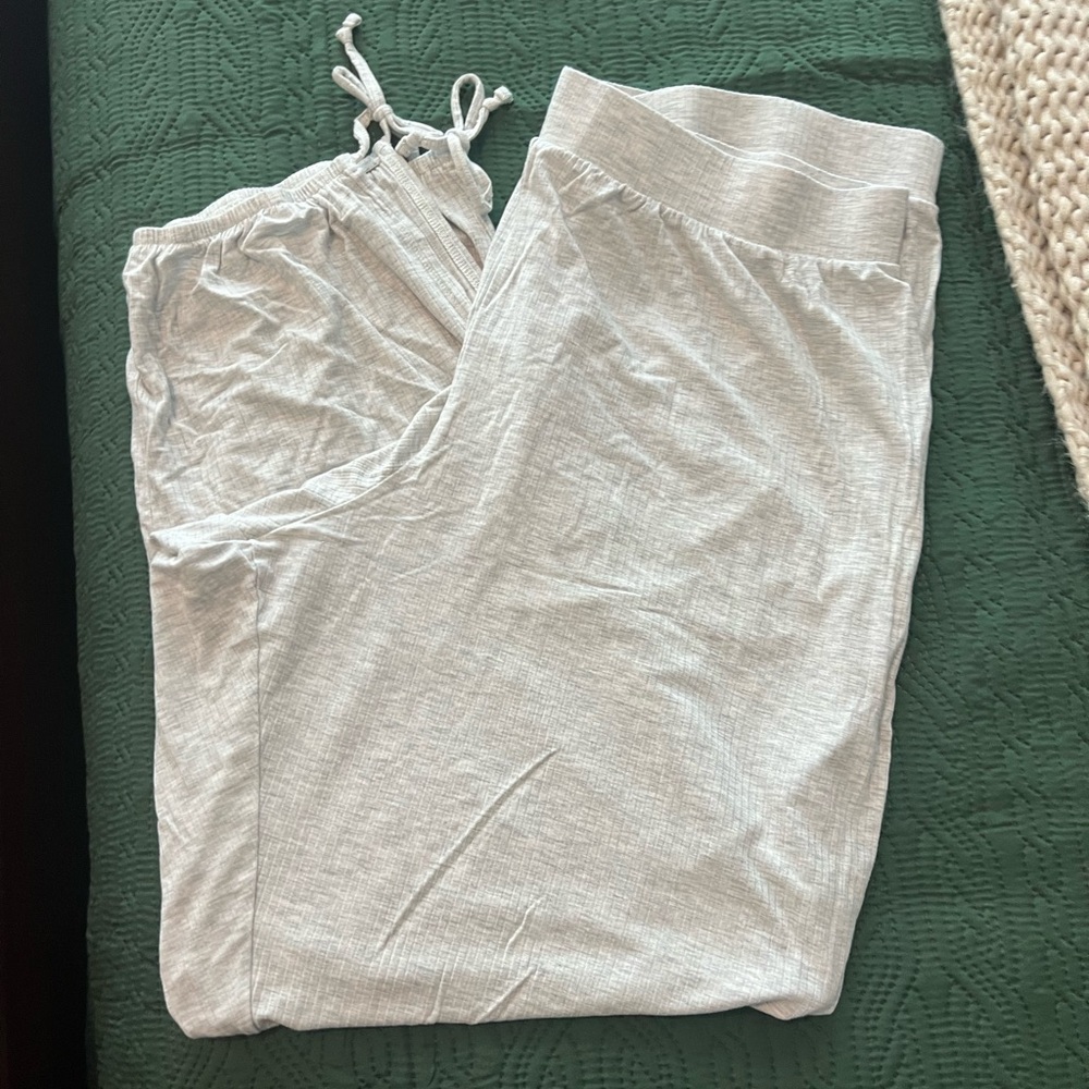Old Navy Sunday Sleep Heather Gray Pants